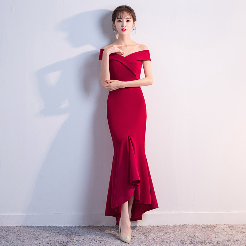Bride's Toast Dress 2026 Autumn and Winter New Red Mid-Length Korean-Style Slim-Fit Evening Gown for Women Bride's Toast Dress 2026 Autumn and Winter New Red Mid-Length Korean-Style Slim-Fit Evening Gown for Women