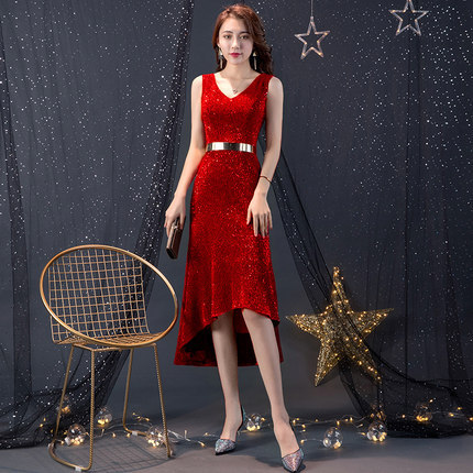 Red short fashionable evening dress for bride