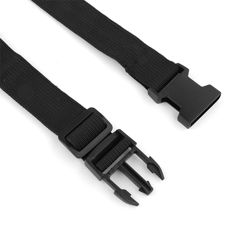 Travel seat belt for traveling