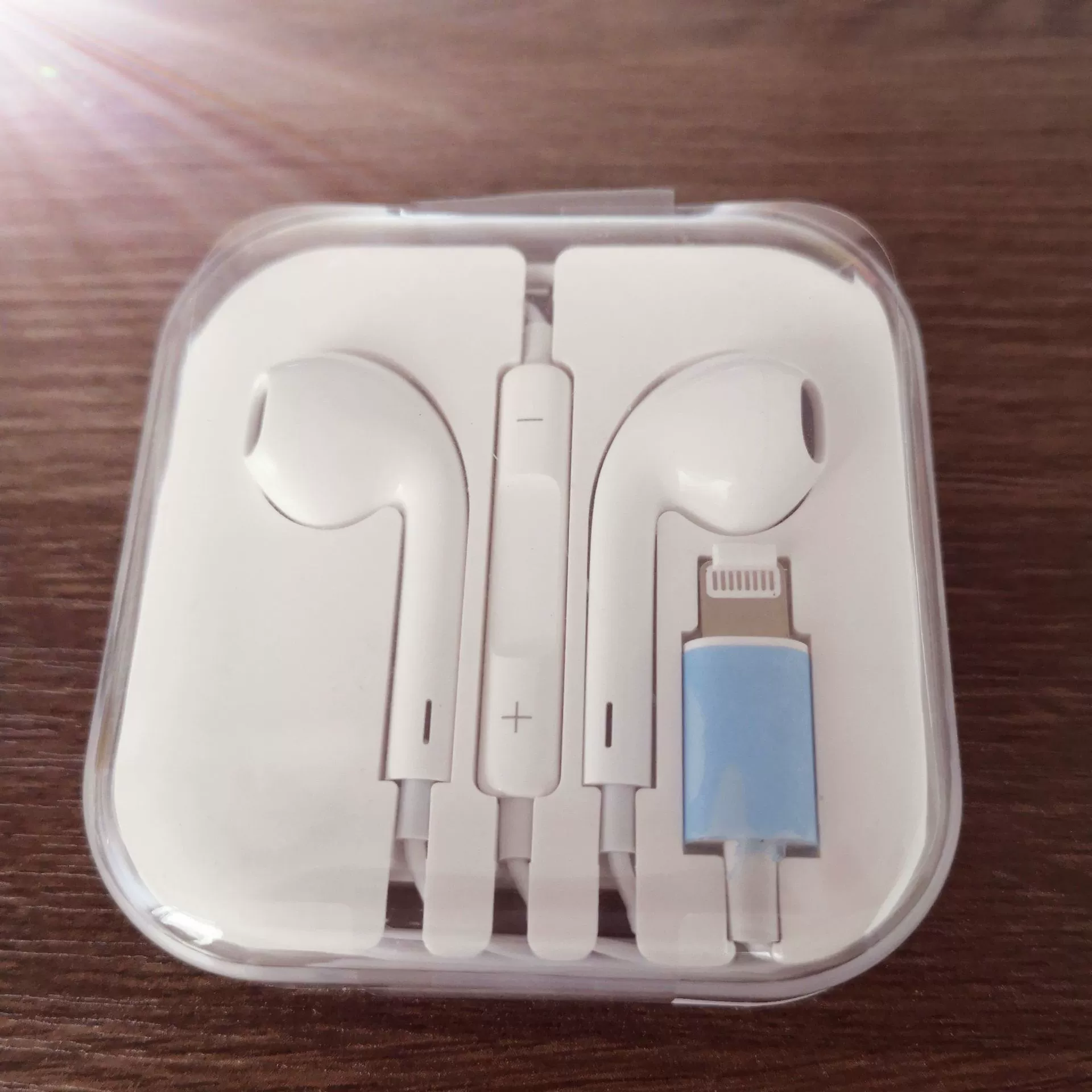 Проводные наушники Bluetooth для Apple (iPhone Lightning), мгновенная пара с пультом на шнуре