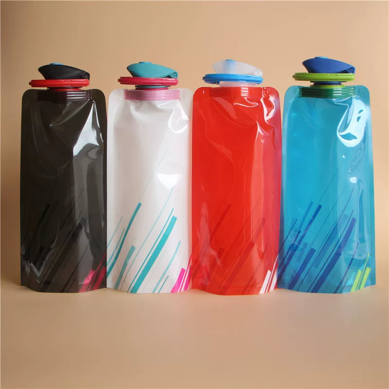 Открытый чайник для путешествий Велоспорт Спортивный мешок для воды Сжатый портативный складной 700ml мешок для воды (без логотипа)