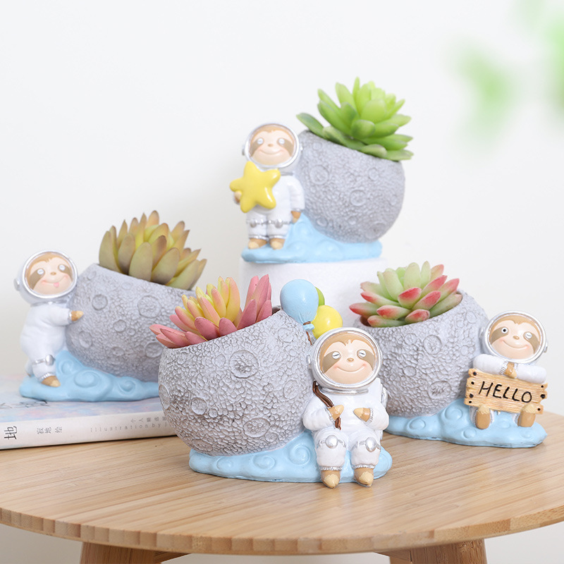 Chậu Cây Resin Chậu cây mọng nước hình phi hành gia resin, chậu mini hình hành tinh, trang trí bàn và sân vườn (RG-123)