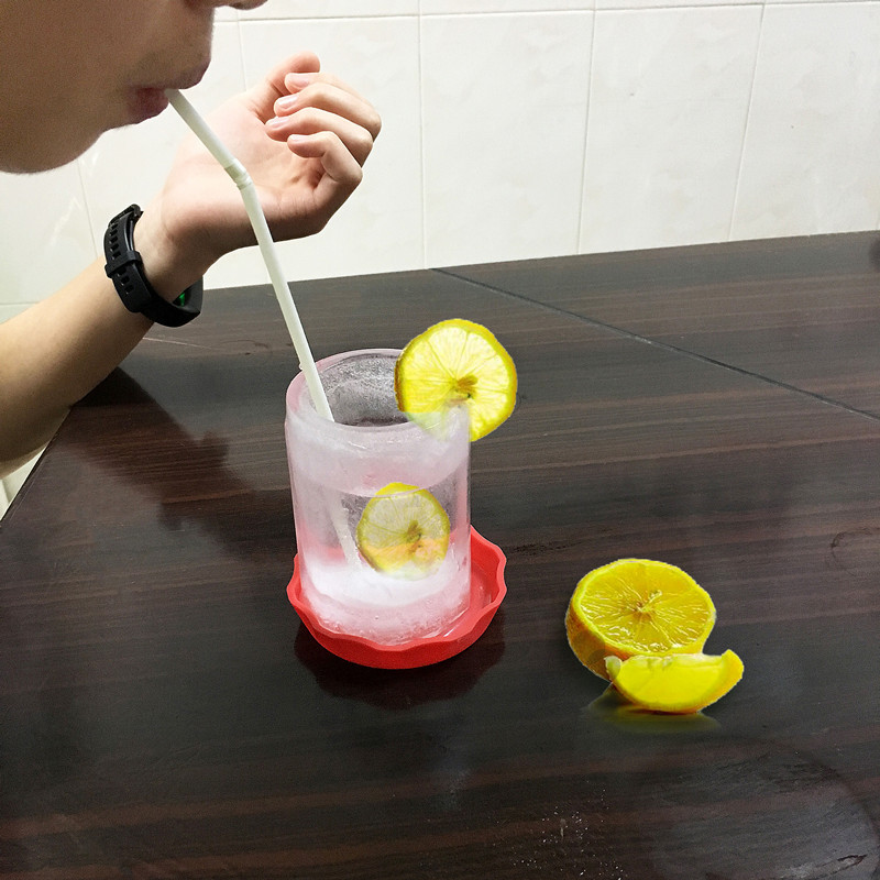Water cup large ice cup ice cube mold ice cup sippy cup small wine cup silicone cup with lid