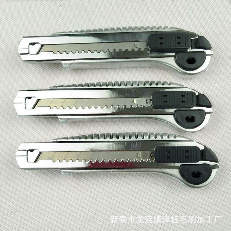 Cuchillo multiusos al por mayor del fabricante, cuchillo para papel tapiz, cuchillo para cortar papel, herramienta para desempaquetar, afilado, duradero, multiusos