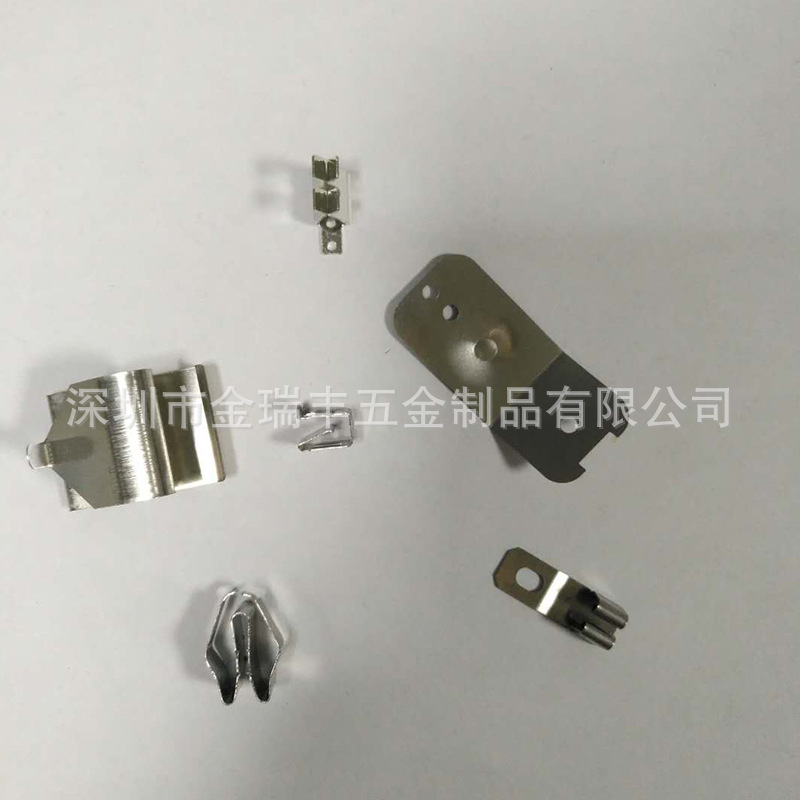 五金不锈钢弹片 铁夹片 冲压件生产  电池片固定片插片