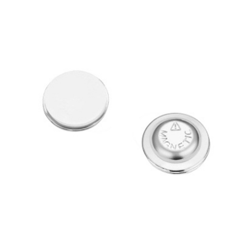 供应五金强磁铁配件胸卡 金属圆形磁性胸牌 塑料吸铁石标牌