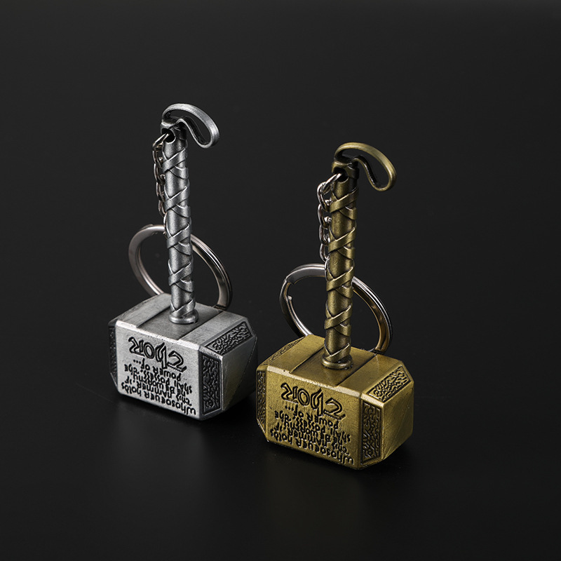 Factory Direct Sales Avengers Thor Keychain Game Merchandise Metal Gift Keyring Business Gift