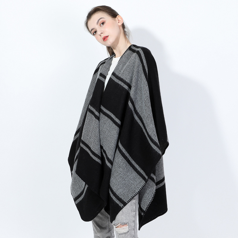 2024 new black white herringbone striped slit shawl cape, fashionable and simple quality cross mirror_viptrois.com