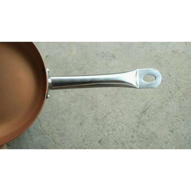 Suministro directo de fábrica plana antiadherente sartén dorada