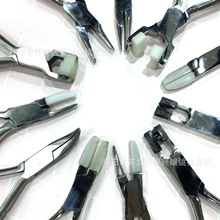 �{�����R�����Q�����Q���۾��S�ތ����{�����~�����Q���������R�Q