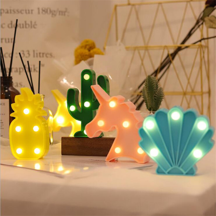Amazon caliente LED luz electrónica mini luz de la noche Flamingo piña cactus unicornio modelado Luz