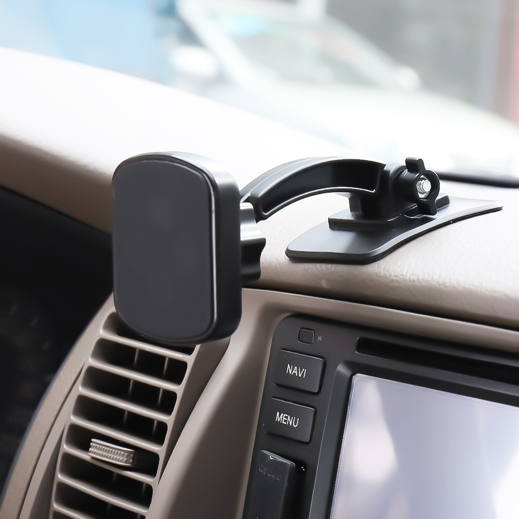 新款车载手机支架批发汽车粘贴磁吸支架创意手机架创意手机配件