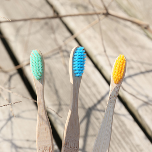 Colorful soft bristle bamboo toothbrush, wooden handle toothbrush, bamboo, non-disposable soft bristle toothbrush, handle can be engraved with logo