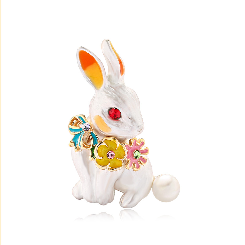 Korean fashion creative animal brooch cute personality dripping rabbit corsage suit accessories in stock wholesale