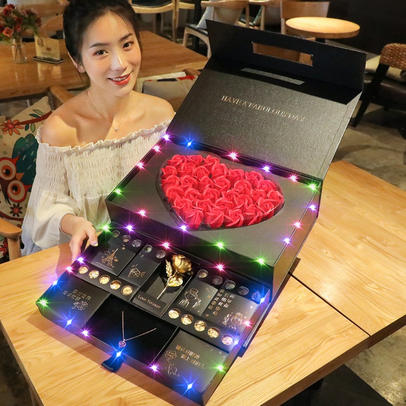 520情人节礼物玫瑰香皂花巧克力礼盒装生日厂家一件代发手工花束