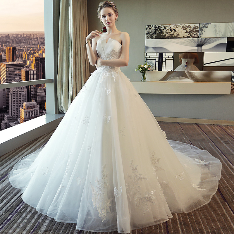 Vestido de novia nupcial trailing pequeño 2024 nuevo tubo blanco Top encaje simple Hada temperamento Mori vestido de novia