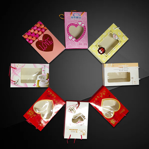 Gift box single towel bear special portable gift box printed white cardboard portable packaging box custom logo gift box