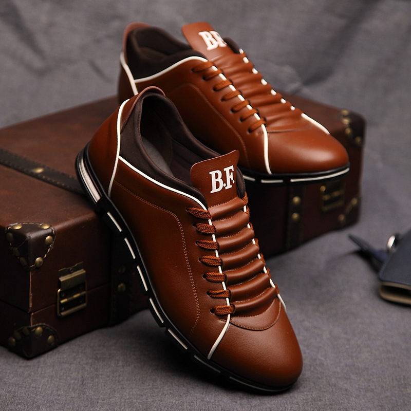 Moda para hombre estilo coreano estilo deportivo británico casual Comercio exterior transfronterizo zapatos de hombre talla grande Four Seasons zapatos de hombre entrega de una sola pieza