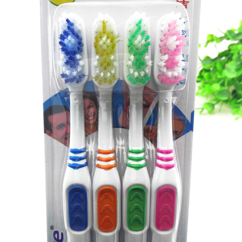 Cepillo de Dientes para Adulto D2145 Set de 4 con Cerdas Suaves para Hogar y Viaje