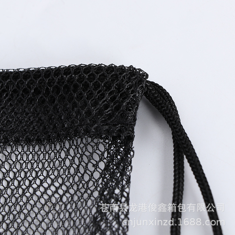 La Bolsa De gasa con cordón puede ser logotipo personalizado bolsa de fútbol con pantalla de seda Bolsa de tela Oxford de poliéster de malla ignífuga