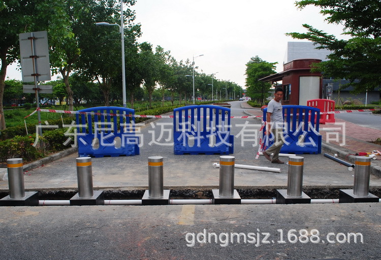 西樵电动升降车阻 全自动液压升降桩 盾标不锈钢智能识别挡车护柱