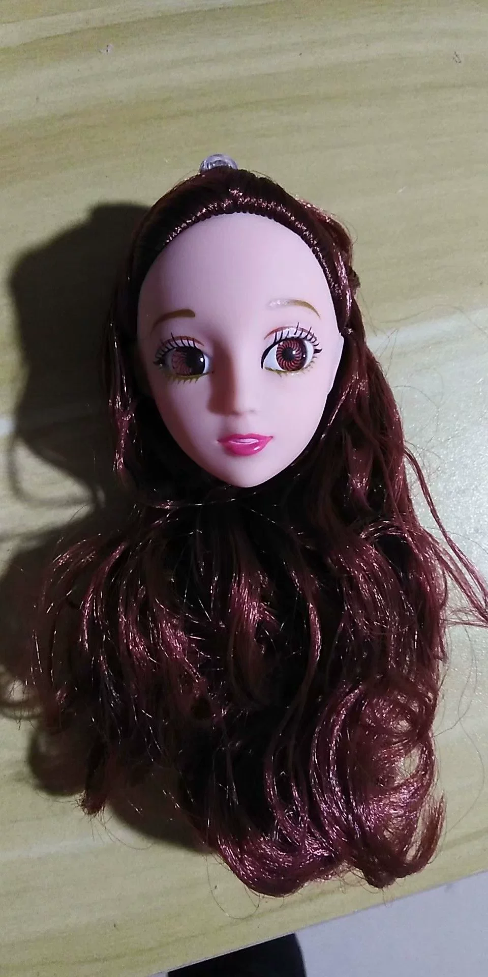 Кукольная голова 3D, длинные пряди, реалистичное лицо с большими глазами, несколько цветов и отделок