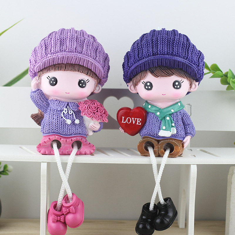 New Home Hanging Doll Resin Ornament Creative Cartoon Couple Figurine Home Decoration Wedding Gift