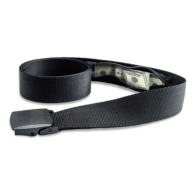 Travel seat belt for traveling