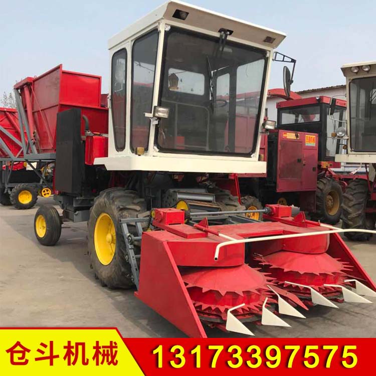 大型农用玉米秸秆青储机轮剪刀式圆盘青贮机自走式秸秆粉碎机