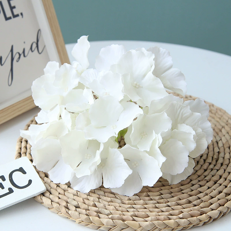 Artificial Hydrangea Bouquet Qt1-26, 27 Heads, 18 cm Diameter, Realistic Silk Simulation