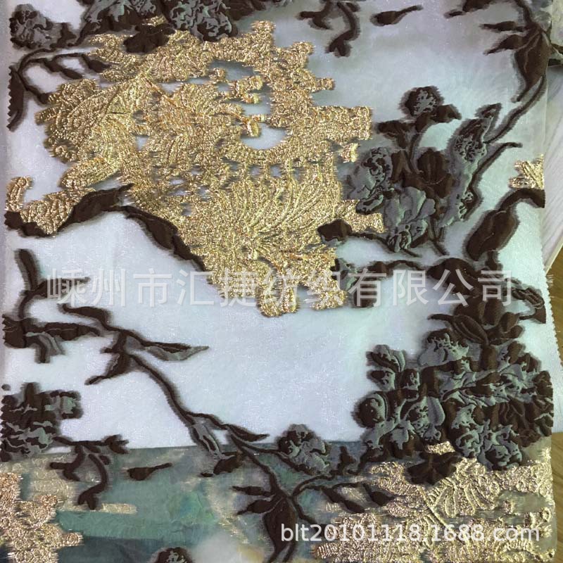 爆款嵊州色织金银丝提花欧根纱剪花礼服面料