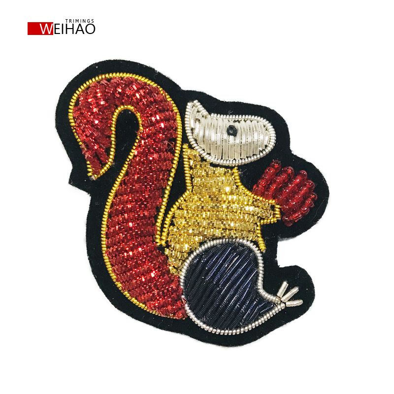 印度丝厂家 鞋帽包包辅料 服饰绣章肩章 手绣手钉印度丝 松鼠布贴