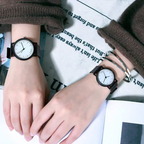 chic watch female student Korean version simple trend ulzzang casual retro literary small fresh ins Harajuku style