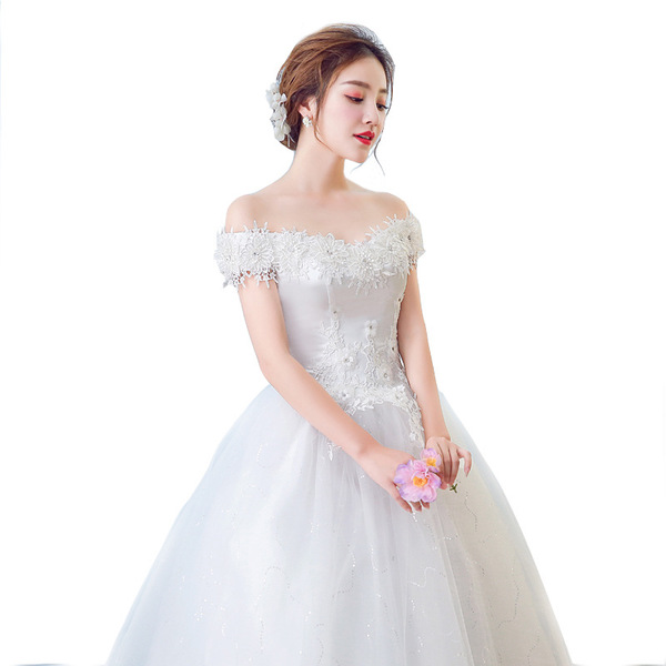 lace wedding dress
