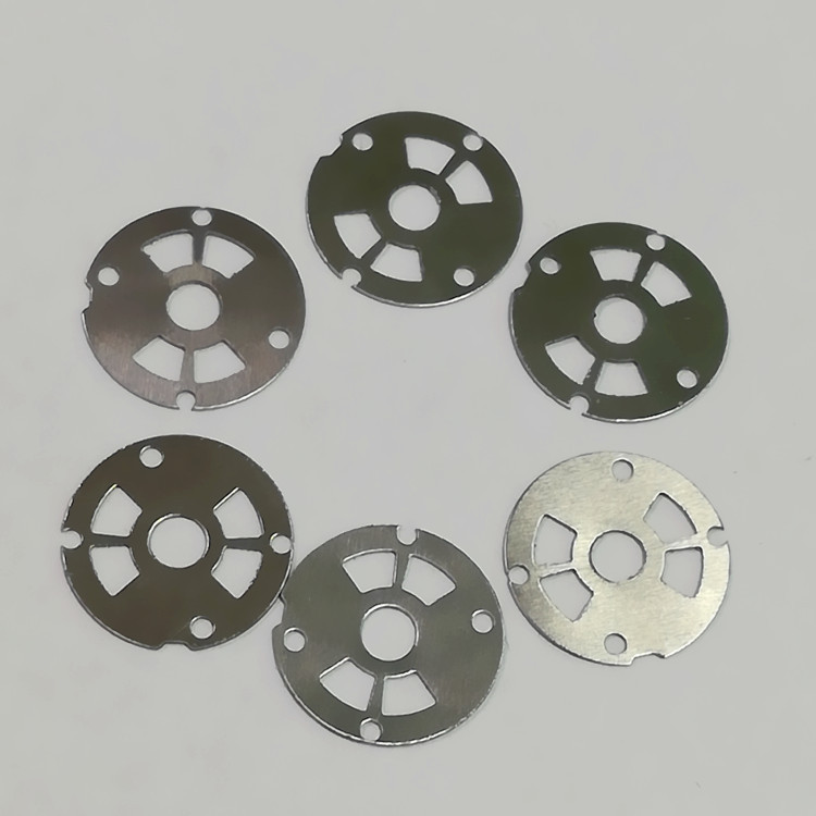 深圳厂家专业生产精密不锈钢弹片接触片 五金冲压件 不锈钢精密垫