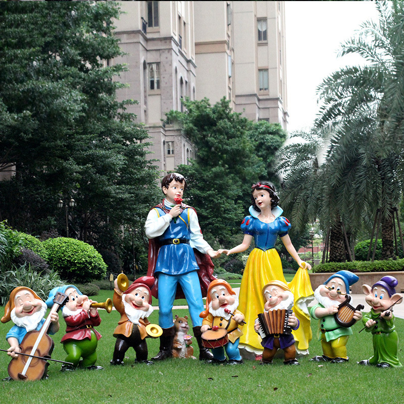 FRP cartoon character sculpture Snow White seven dwarfs decoration outdoor garden landscape ornament kindergarten