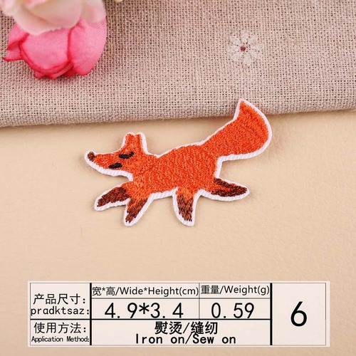 Embroidered patches with cartoon animal designs, stylish couple embroidery, computerized embroidery patches for clothing decoration, patches and appliques
