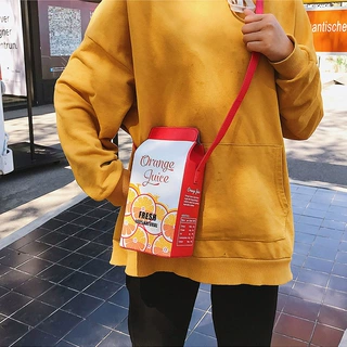 2026秋季新款女士创意饮料瓶造型钱包 韩版小背包牛奶斜跨手机包