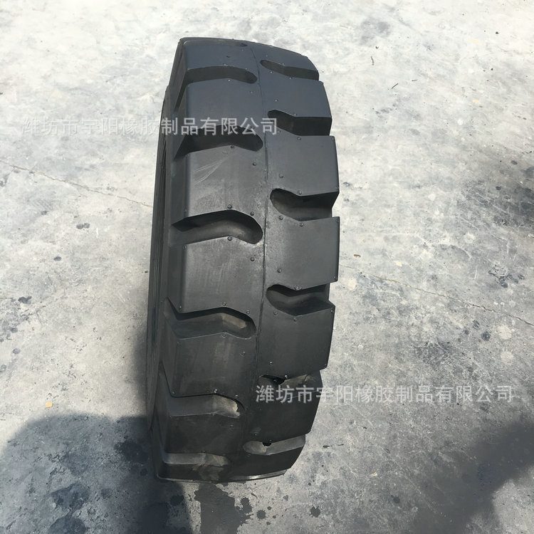 16x5x10 压配式轮胎 高空作业机轮胎