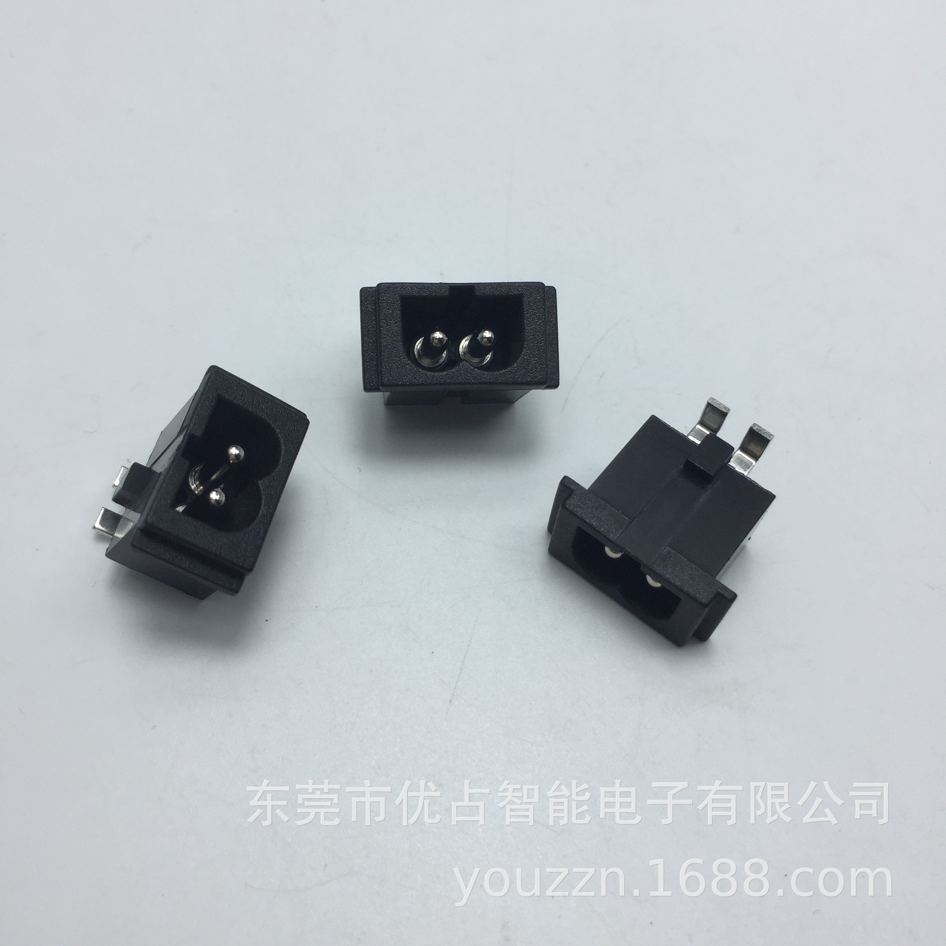 逆变器 非标 八字 车载电源 R-203A 直流插座