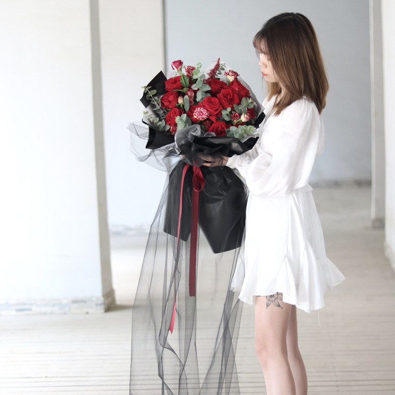 En línea de la celebridad hilo de hadas decoración de la boda cortina de malla hilo de nieve hilo de cristal grande flor negro tienda flor material de embalaje al por mayor