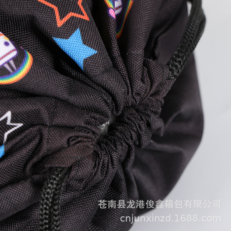 Producción y suministro Cordón de tela de poliéster 210D mochila con cordón bolsa para estudiantes Garantía de calidad