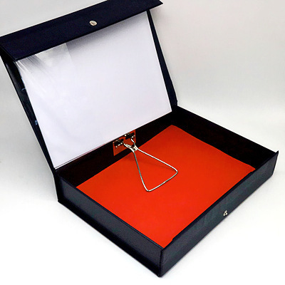Nanguo Willy A813 file box with iron clip file box A4 file box 6cm file box thickened storage box