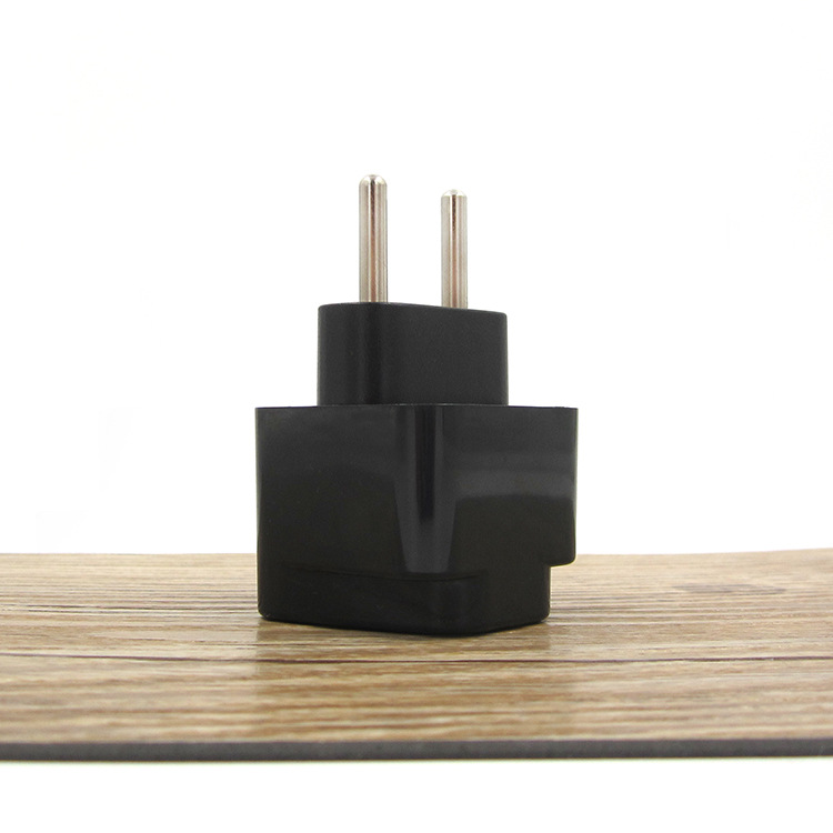 Enchufe de conversión estándar europeo italiano suizo enchufe de conversión de viaje europeo estándar cabeza de fábrica al por mayor