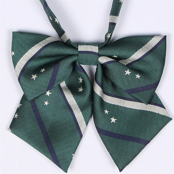 Ink green collar flower (H)