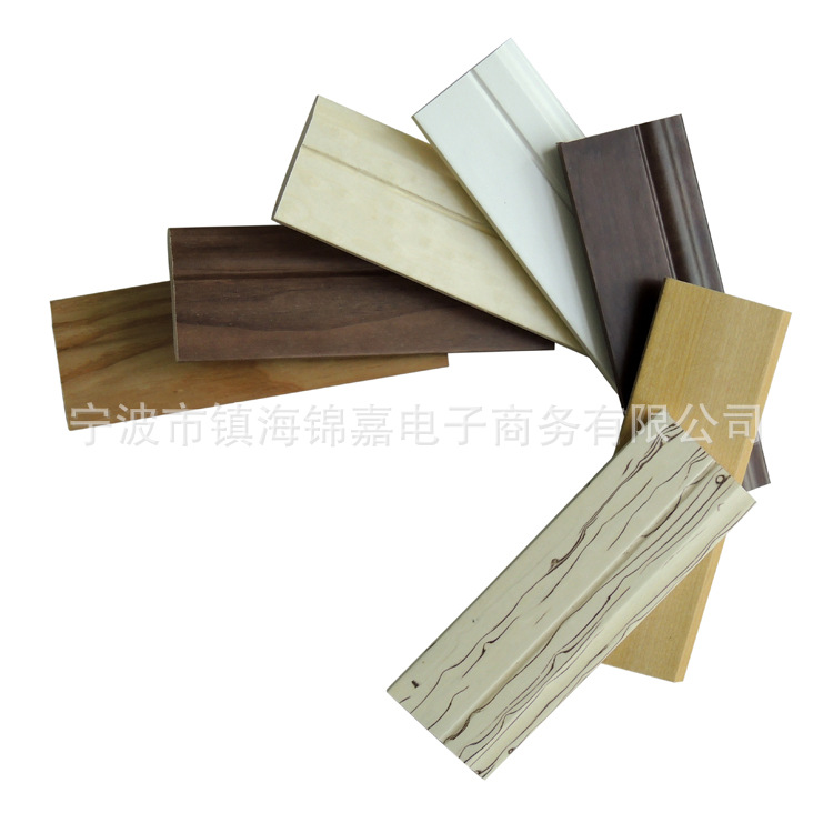 Los fabricantes proporcionan MDF de zócalo compuesto reforzado, accesorios de piso de chapa de madera maciza, forma tridimensional asequible image 6