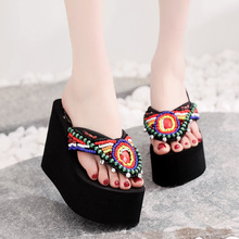 �W�ɛ���ЬŮ2025�¿��⴩�����ϳ��߸���ЬŮ�ľW�t�r��ɳ��Ь