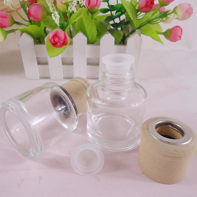 厂家直销50ml螺口木盖香薰玻璃瓶 精油熏香瓶 带内盖防挥发香薰瓶