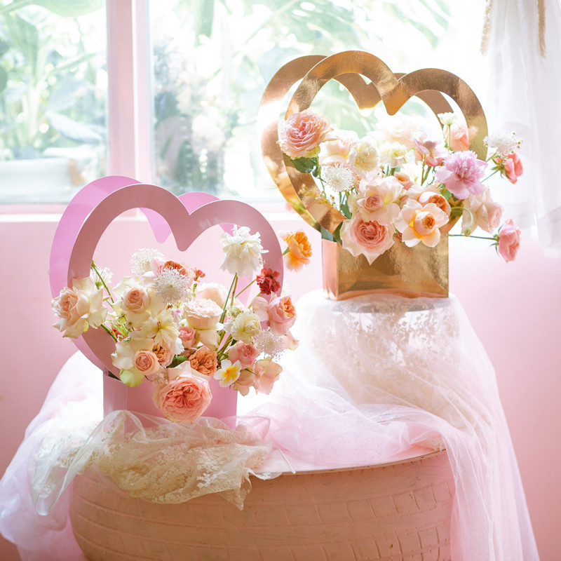 Bolsa de mano con diseño de flores, caja de flores en forma de corazón para el Día de San Valentín, caja de regalo para flores, caja de embalaje para arreglos florales, cesta de flores de papel