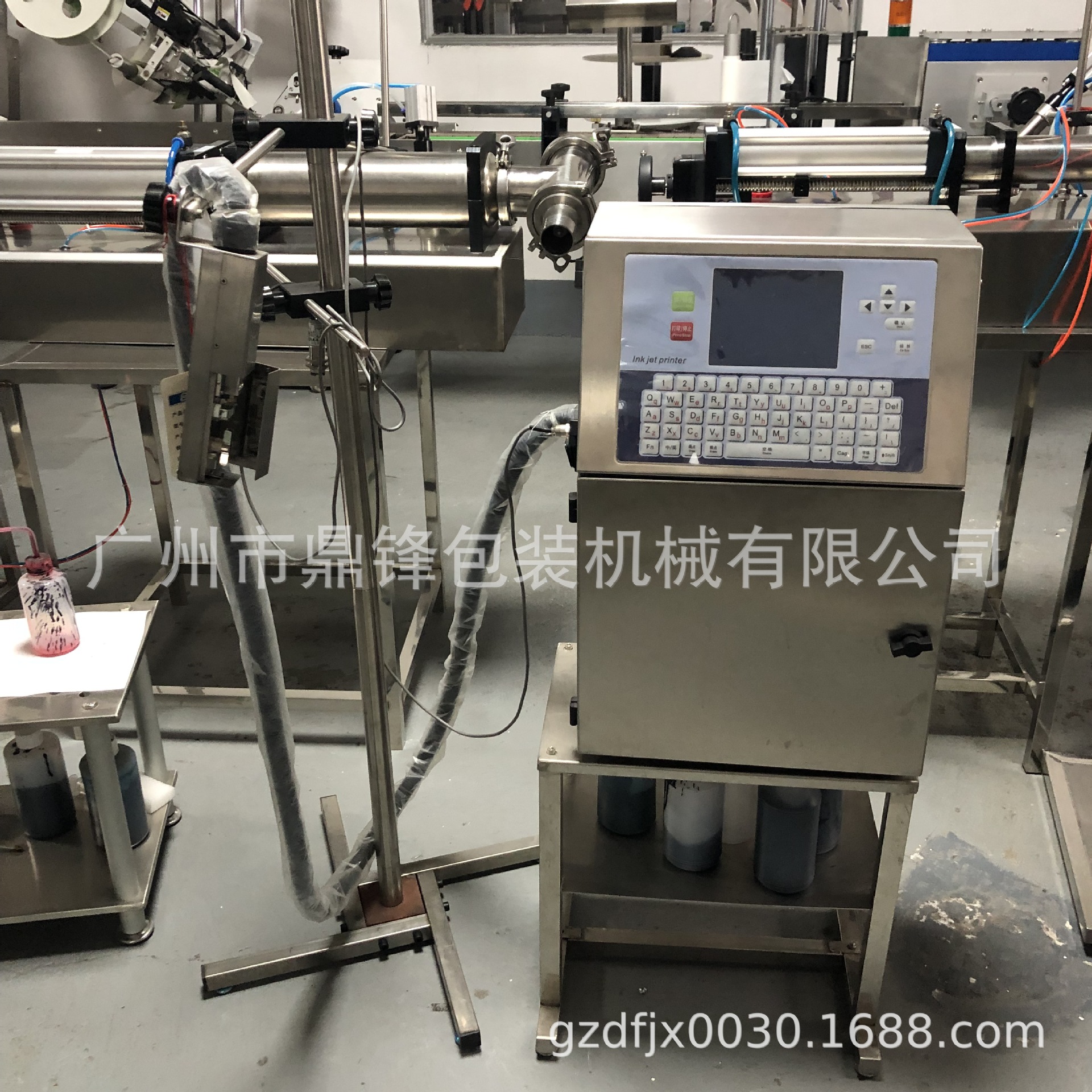 广州鼎锋供应自动油墨喷码机。适合各种袋子  盒子  塑料件  等等